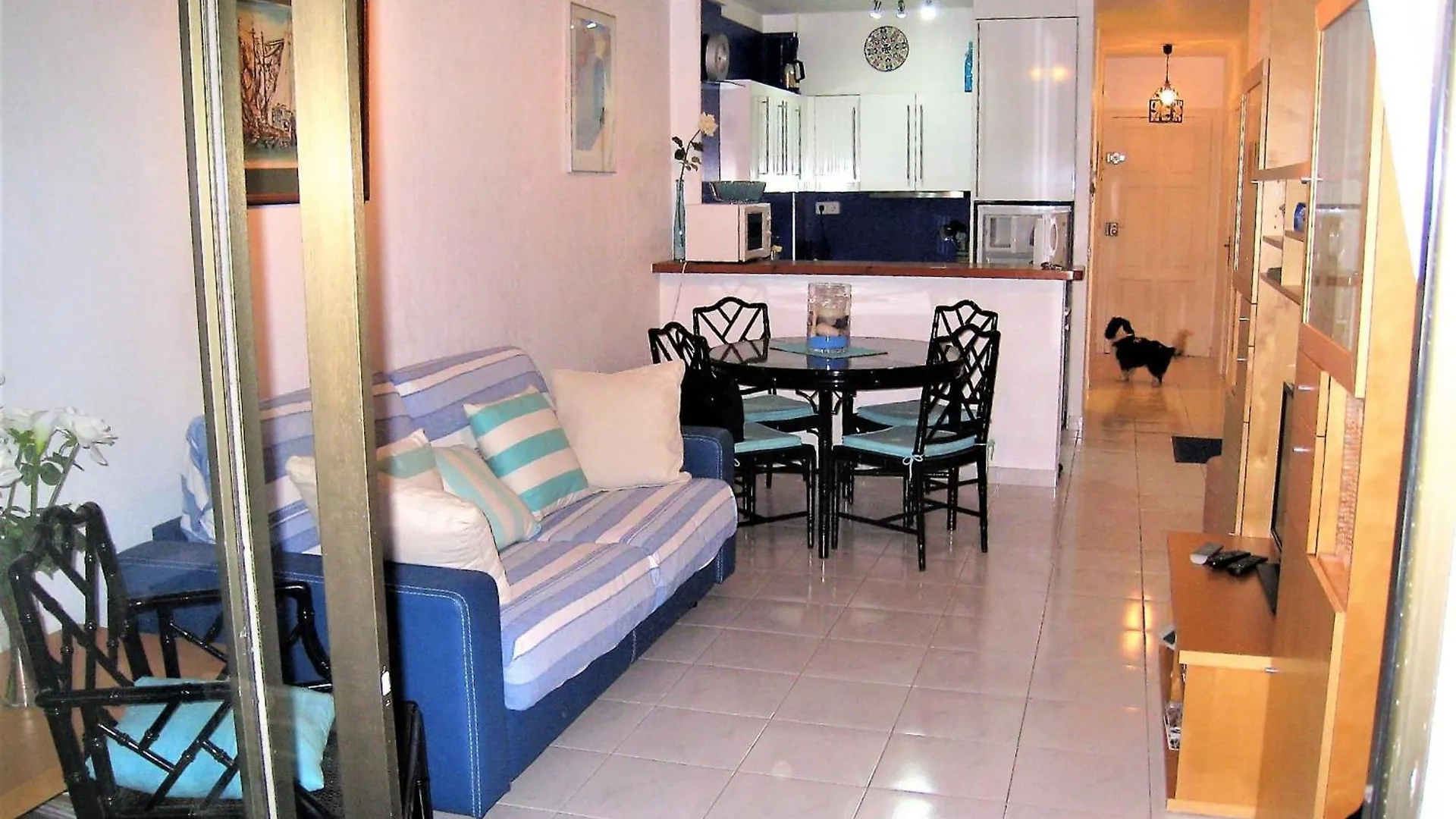 Apartment Ferienwohnung 3232 - Sofia C-1, Fantastica Vista, Zona Tranquila, Garage. - Es-258-93 Roses Spanien